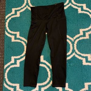 NWT C9 Champion Capris with pocket